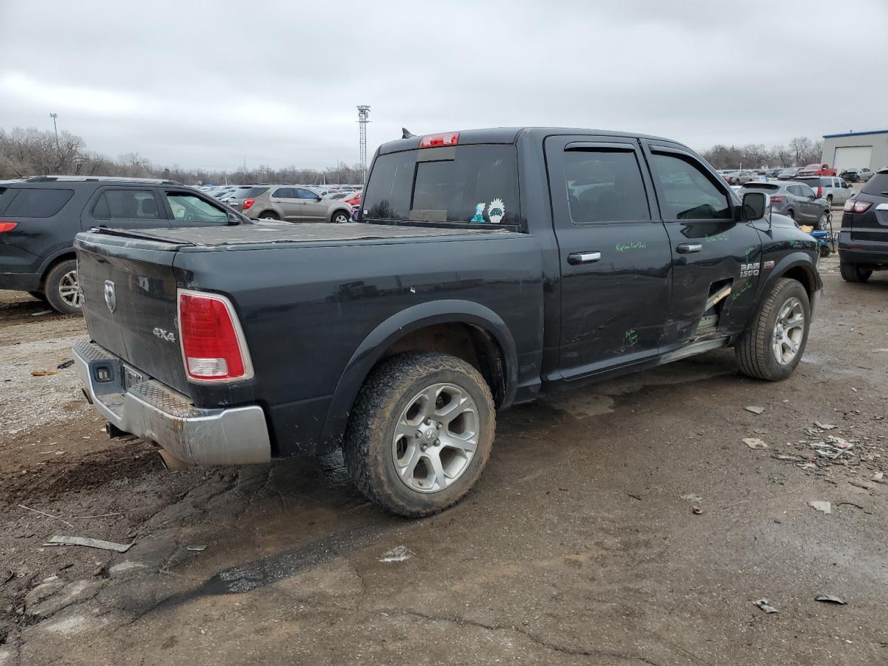 2017 RAM 1500 VIN 1C6RR7NT2HS510589 Copart auction photo, side / minor dent/scratches damage thumbnail 3
