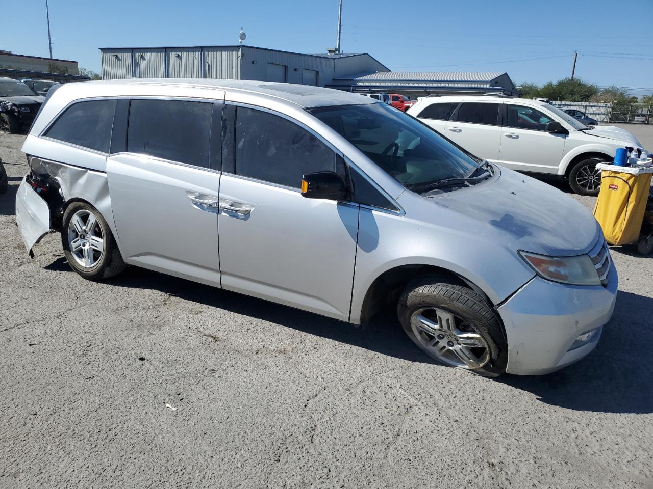 2013 Honda Odyssey VIN 5FNRL5H98DB036606 Copart auction photo, rear end / front end damage thumbnail 4