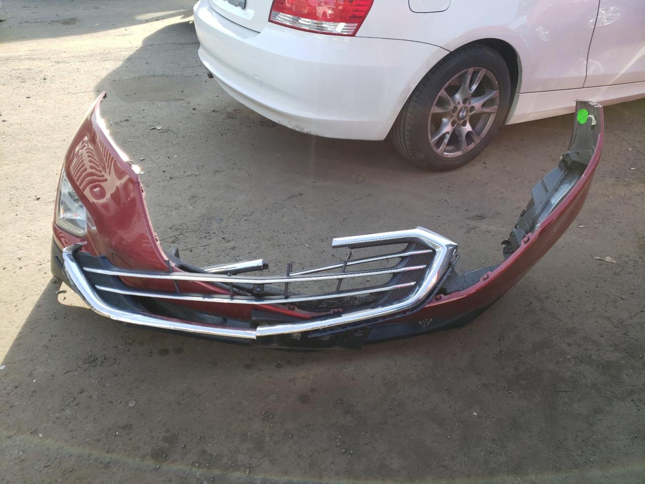 2018 Chevrolet Equinox VIN 2GNAXVEV9J6109560 Copart auction photo, front end / minor dent/scratches damage thumbnail 13