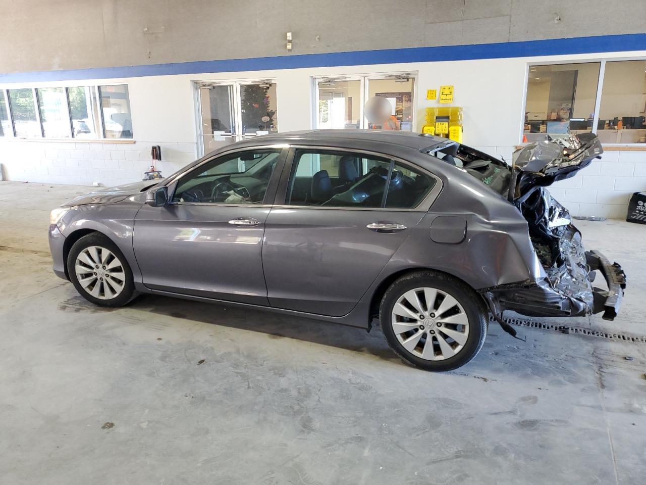 2013 Honda Accord VIN 1HGCR2F83DA284172 Copart auction photo, rear end / front end damage thumbnail 2