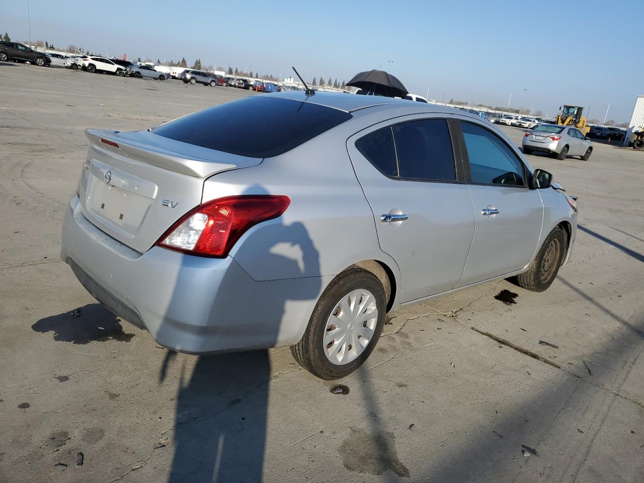 2016 Nissan Versa VIN 3N1CN7AP2GL904242 Copart auction photo, front end damage thumbnail 3