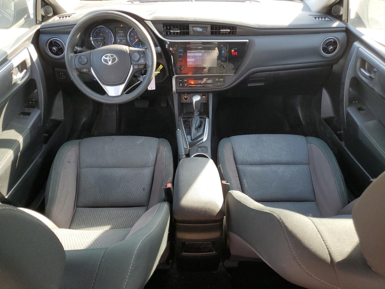 2018 Toyota Corolla VIN 5YFBURHE8JP854890 Copart auction photo, front end / minor dent/scratches damage thumbnail 8