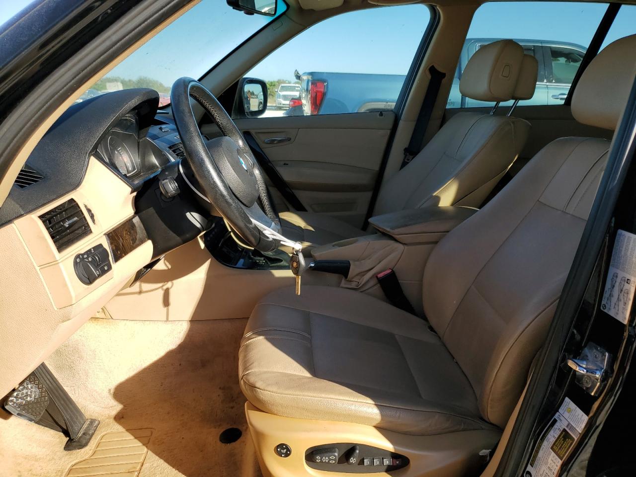 2010 BMW X3 VIN WBXPC9C44AWJ37968 Copart auction photo, front end / minor dent/scratches damage thumbnail 7