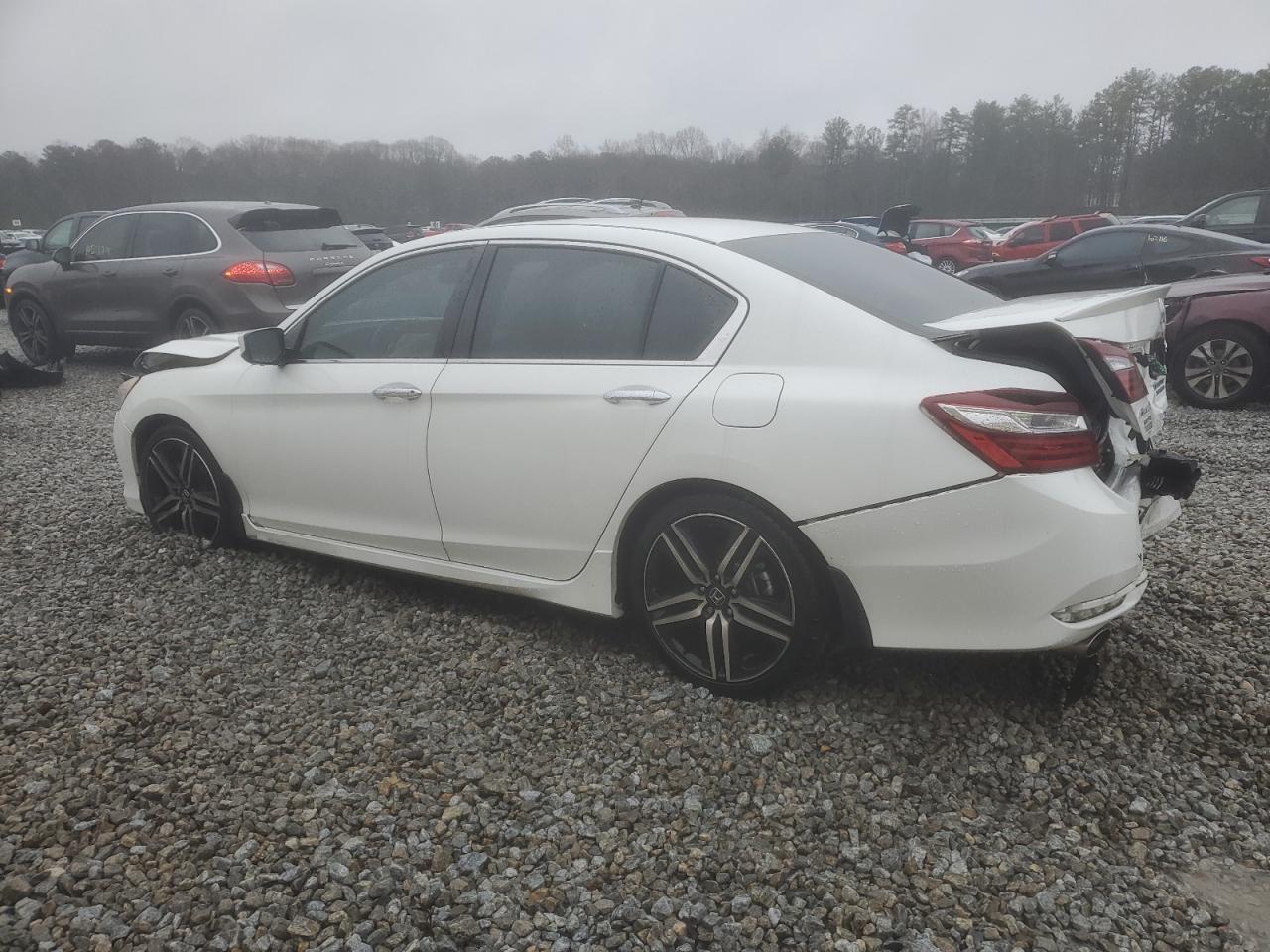 2017 Honda Accord VIN 1HGCR2F17HA078006 Copart auction photo, rear end / front end damage thumbnail 2