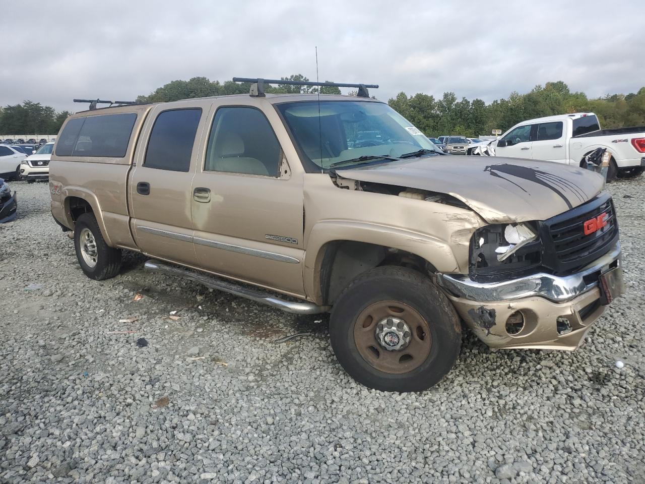 2004 GMC Sierra VIN 1GTGK23U54F191730 Copart auction photo, all over damage thumbnail 4