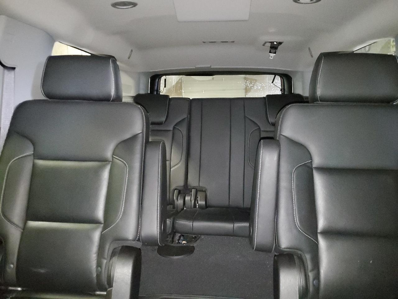 2020 Chevrolet Suburban VIN 1GNSKHKC2LR187449 Copart auction photo, front end / mechanical damage thumbnail 10