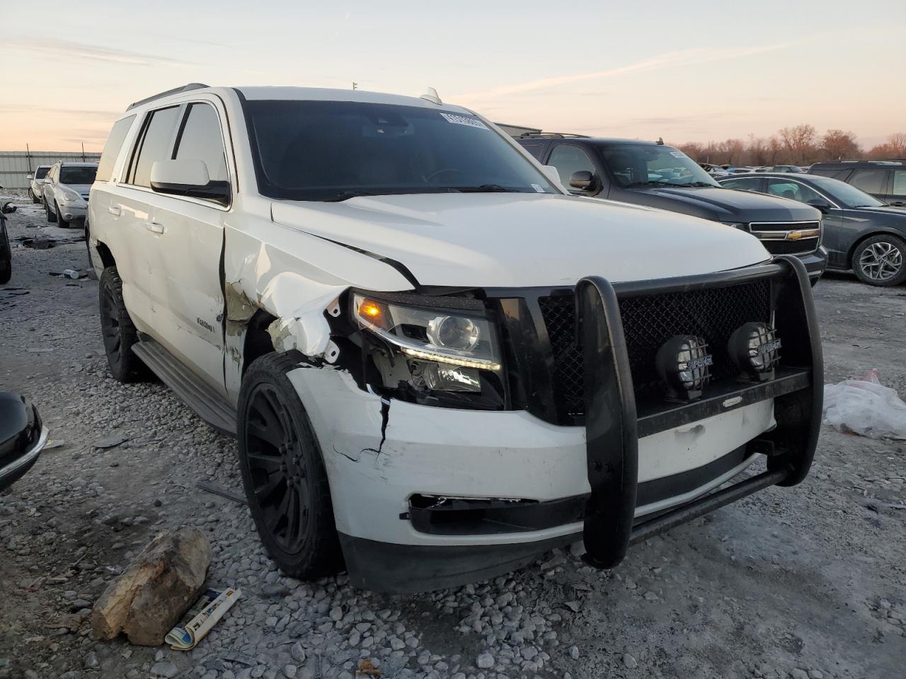 2015 Chevrolet Tahoe VIN 1GNSKBKC2FR510089 Copart auction photo, front end / side damage thumbnail 4