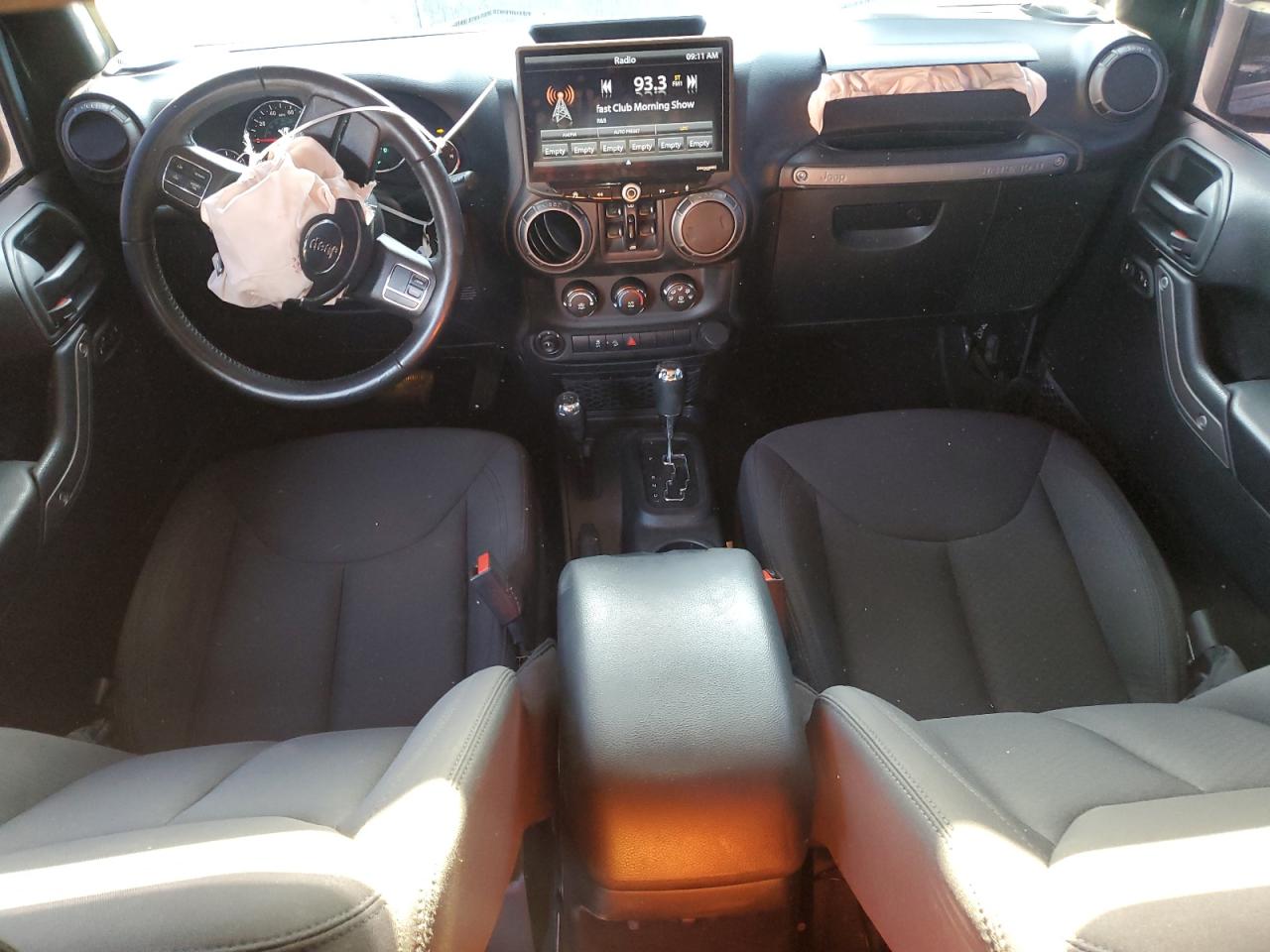 2018 Jeep Wrangler VIN 1C4HJWDG5JL928106 Copart auction photo, front end / side damage thumbnail 8