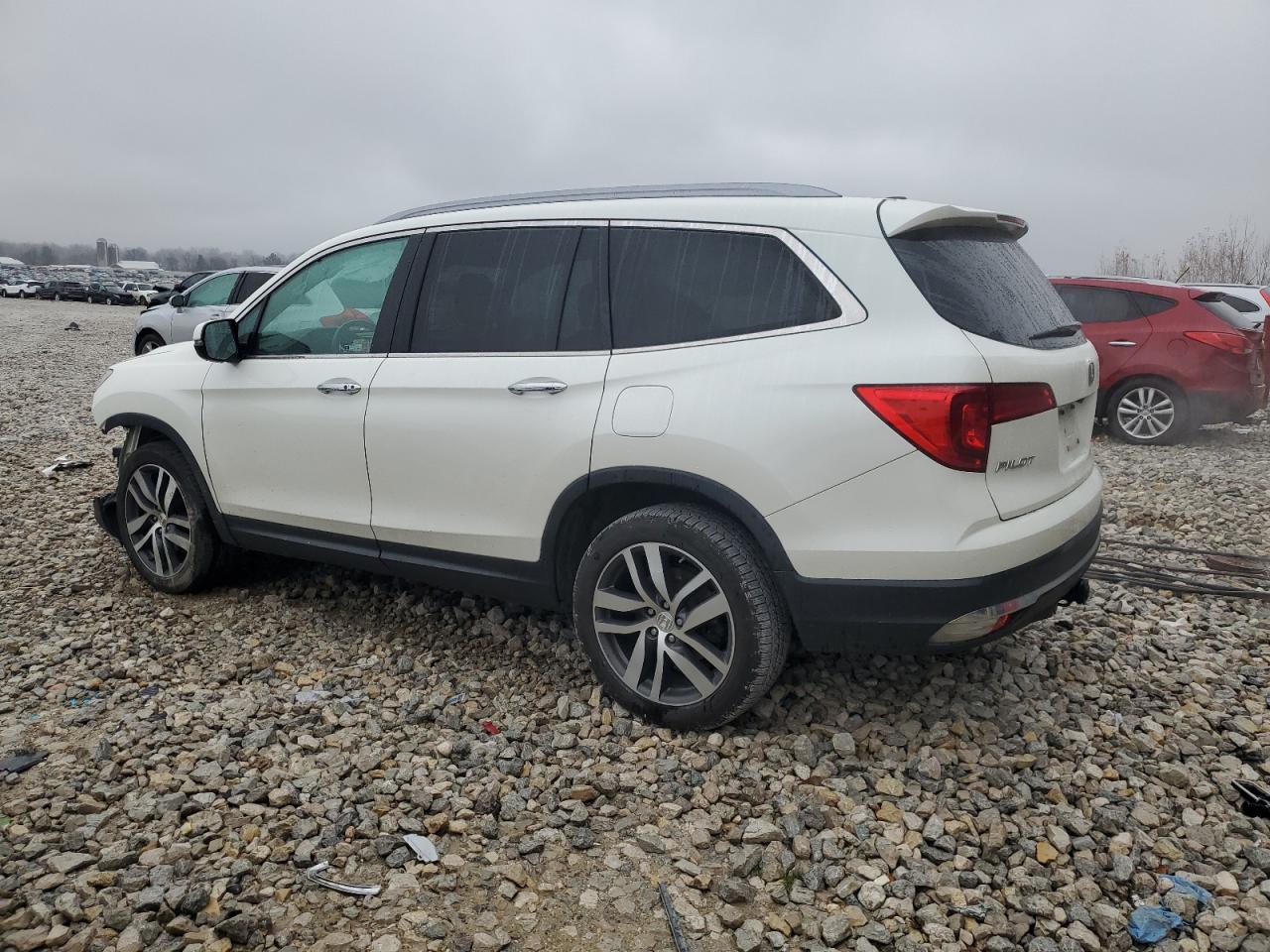2017 Honda Pilot VIN 5FNYF6H07HB103275 Copart auction photo, front end damage thumbnail 2