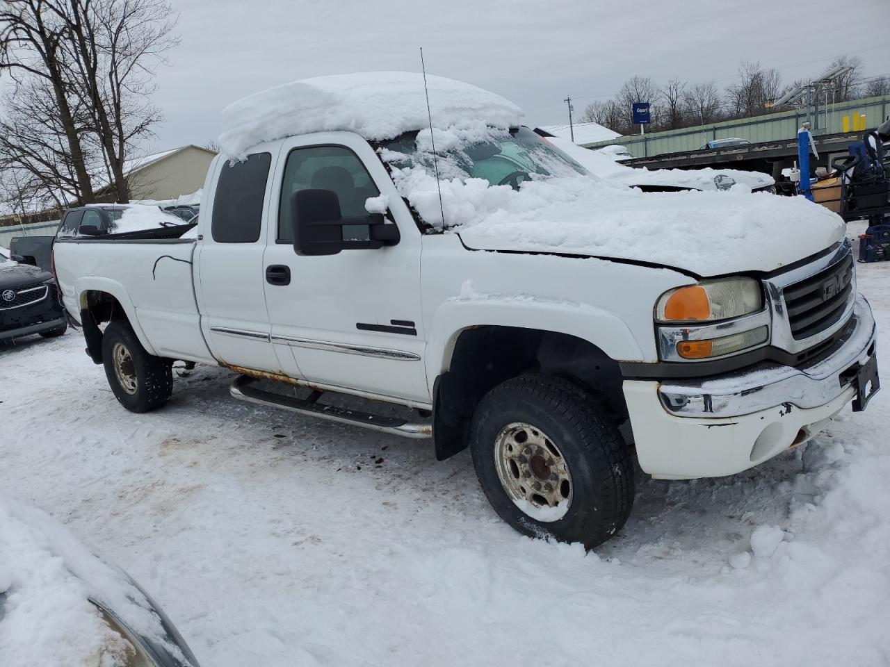 2005 GMC Sierra VIN 1GTHK29265E188143 Copart auction photo, mechanical / minor dent/scratches damage thumbnail 4