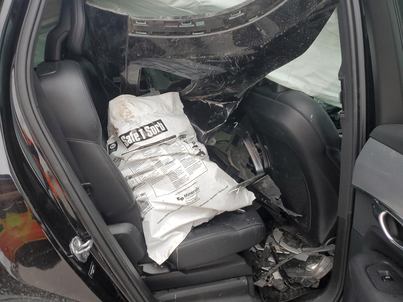 2016 Volvo XC90 VIN YV4A22PK4G1036714 Copart auction photo, front end / side damage thumbnail 11
