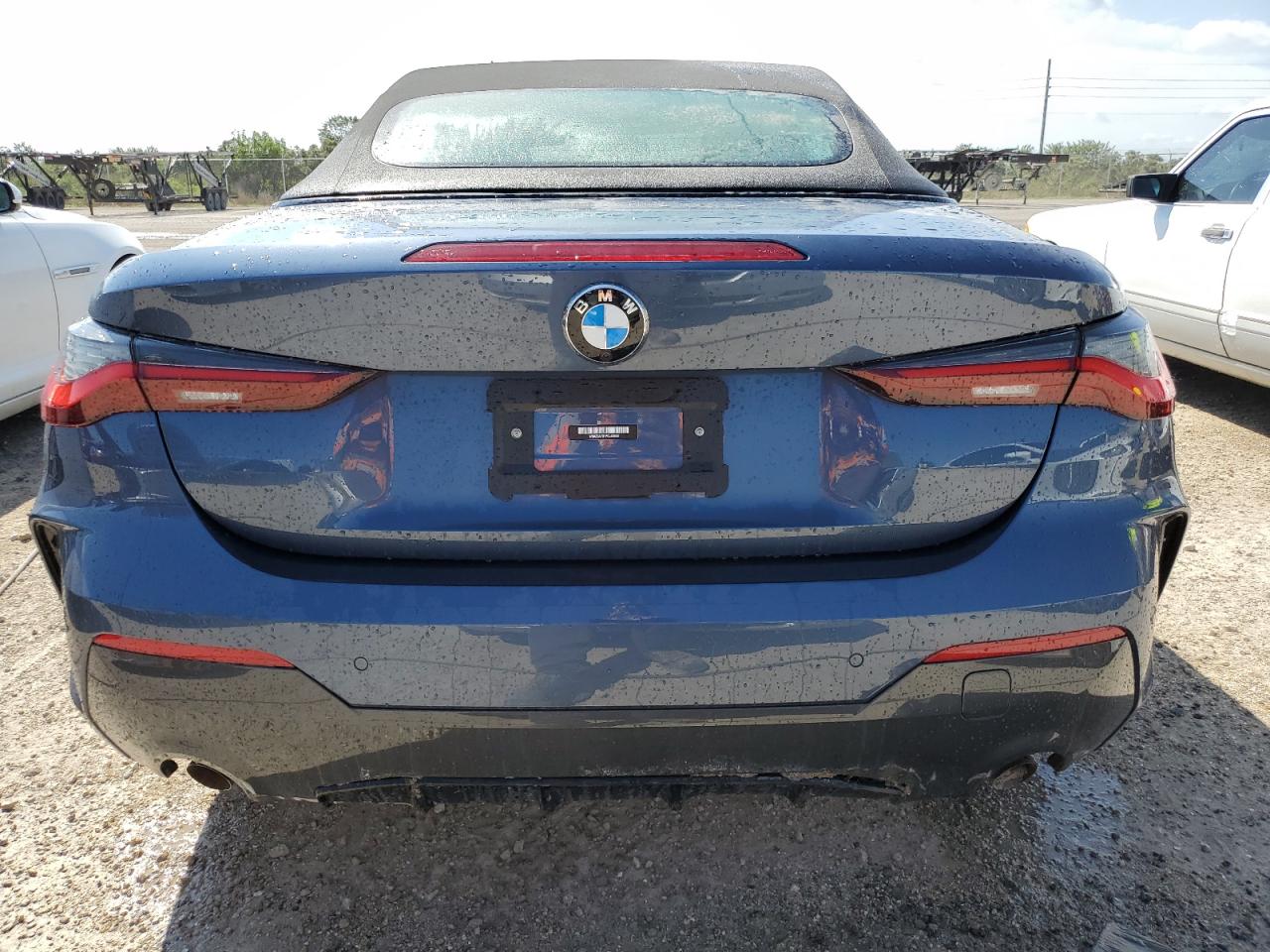 2023 BMW 4er VIN WBA23AT01PCL43892 Copart auction photo, water/flood damage thumbnail 6
