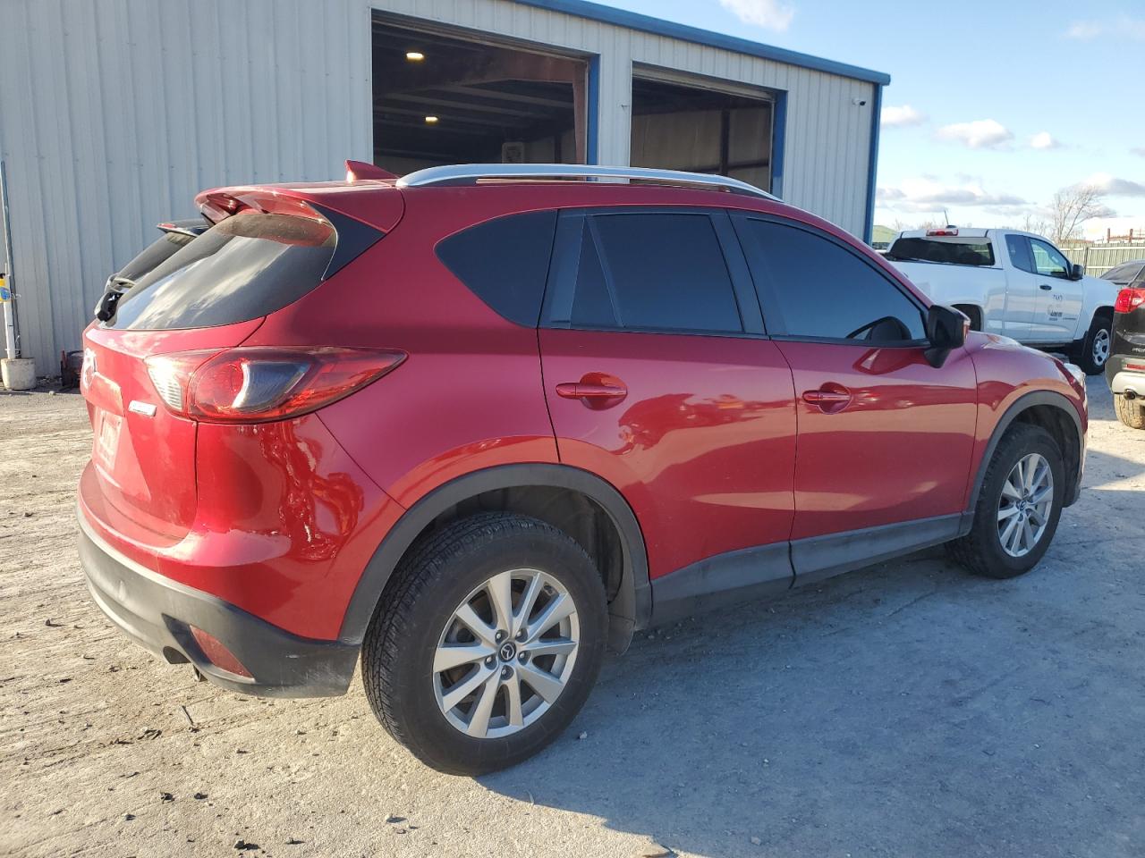 2016 Mazda CX-5 VIN JM3KE4CY6G0808518 Copart auction photo, burn damage thumbnail 3