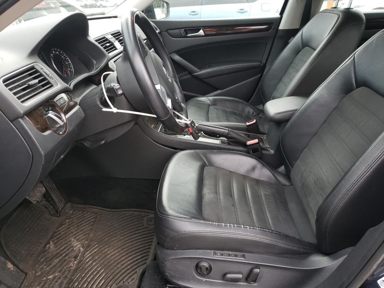 2014 Volkswagen Passat VIN 1VWCM7A33EC017722 Copart auction photo, front end damage thumbnail 7