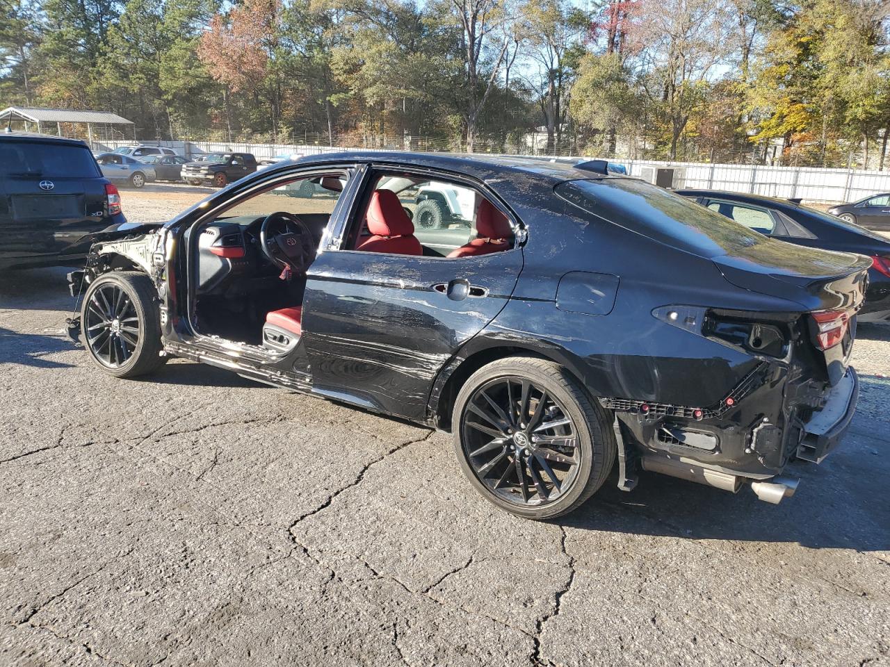 2022 Toyota Camry VIN 4T1KZ1AK8NU066358 Copart auction photo, side / front end damage thumbnail 2