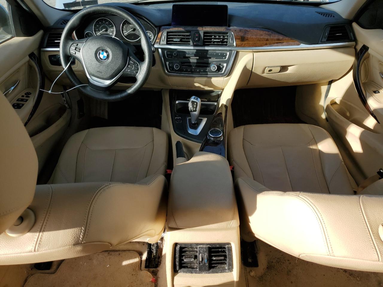 2015 BMW 3er VIN WBA3B5G52FNS13529 Copart auction photo, mechanical / normal wear damage thumbnail 8