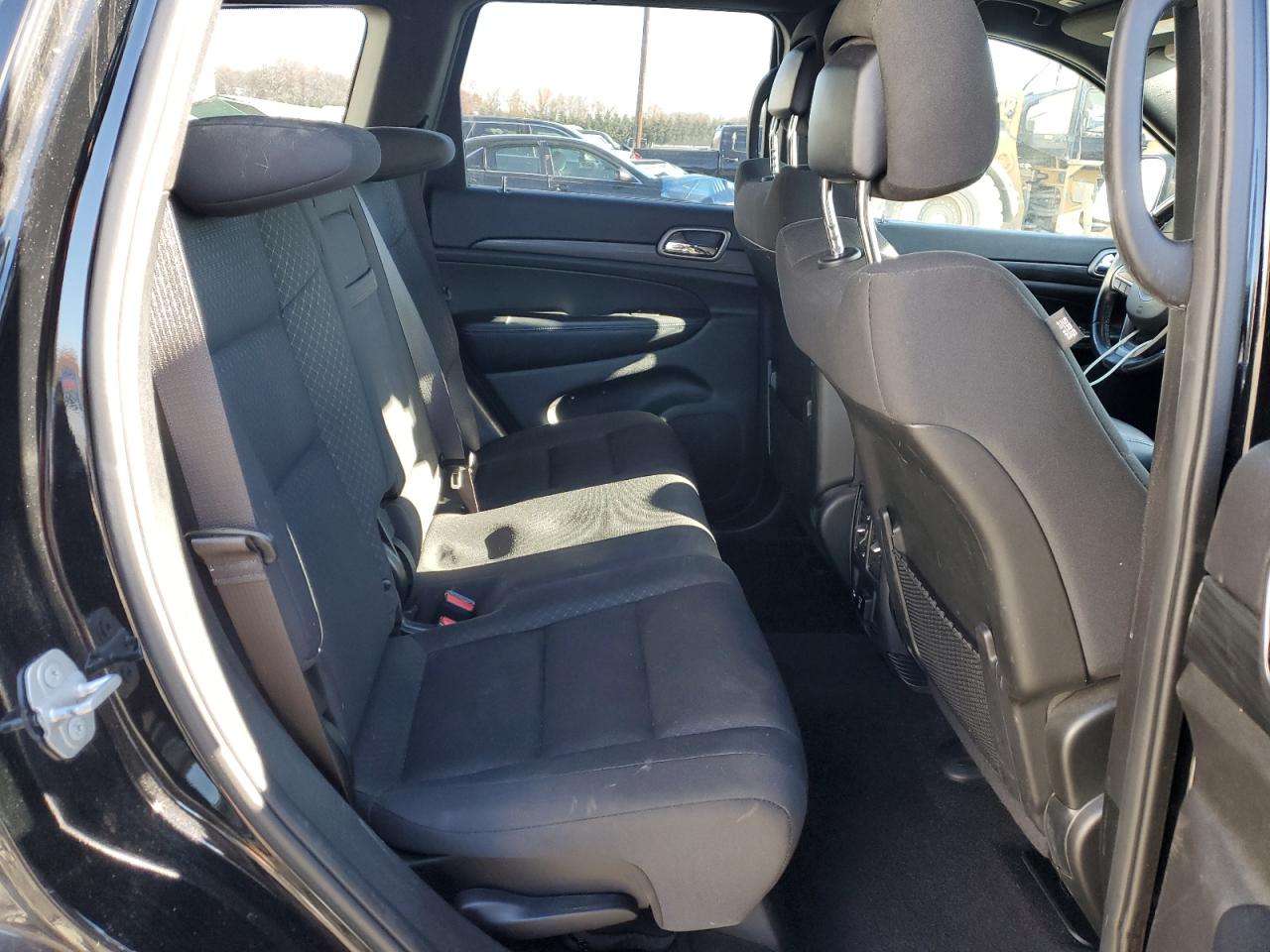 2019 Jeep Grand Cherokee VIN 1C4RJFAGXKC642570 Copart auction photo, front end / minor dent/scratches damage thumbnail 11