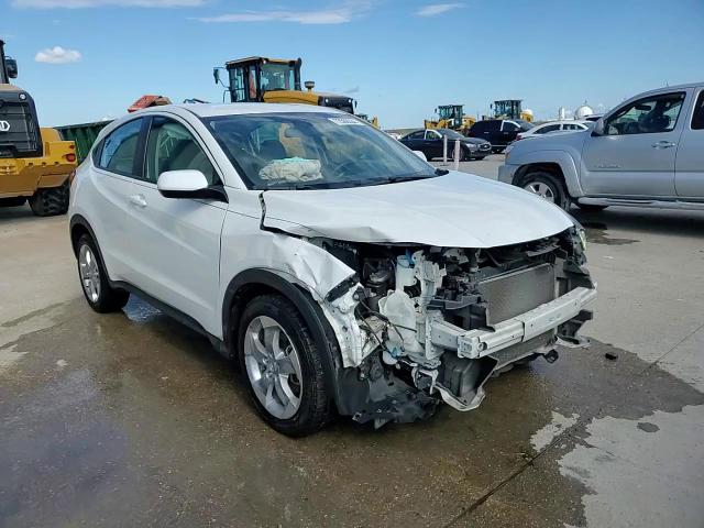 2021 Honda HR-V VIN 3CZRU5H33MM713074 Copart auction photo, front end / minor dent/scratches damage thumbnail 15