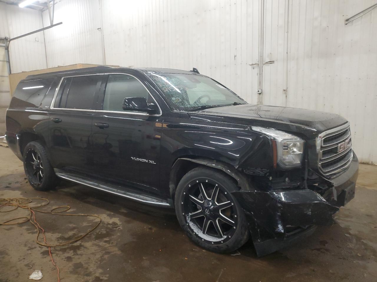 2015 GMC Yukon VIN 1GKS2HKC3FR555638 Copart auction photo, front end damage thumbnail 4