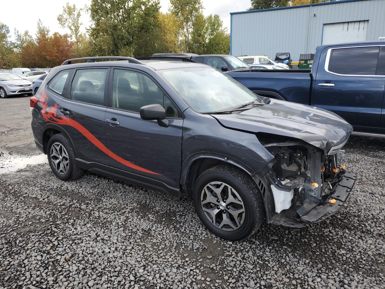 2020 Subaru Forester VIN JF2SKADC8LH535551 Copart auction photo, front end / side damage thumbnail 4