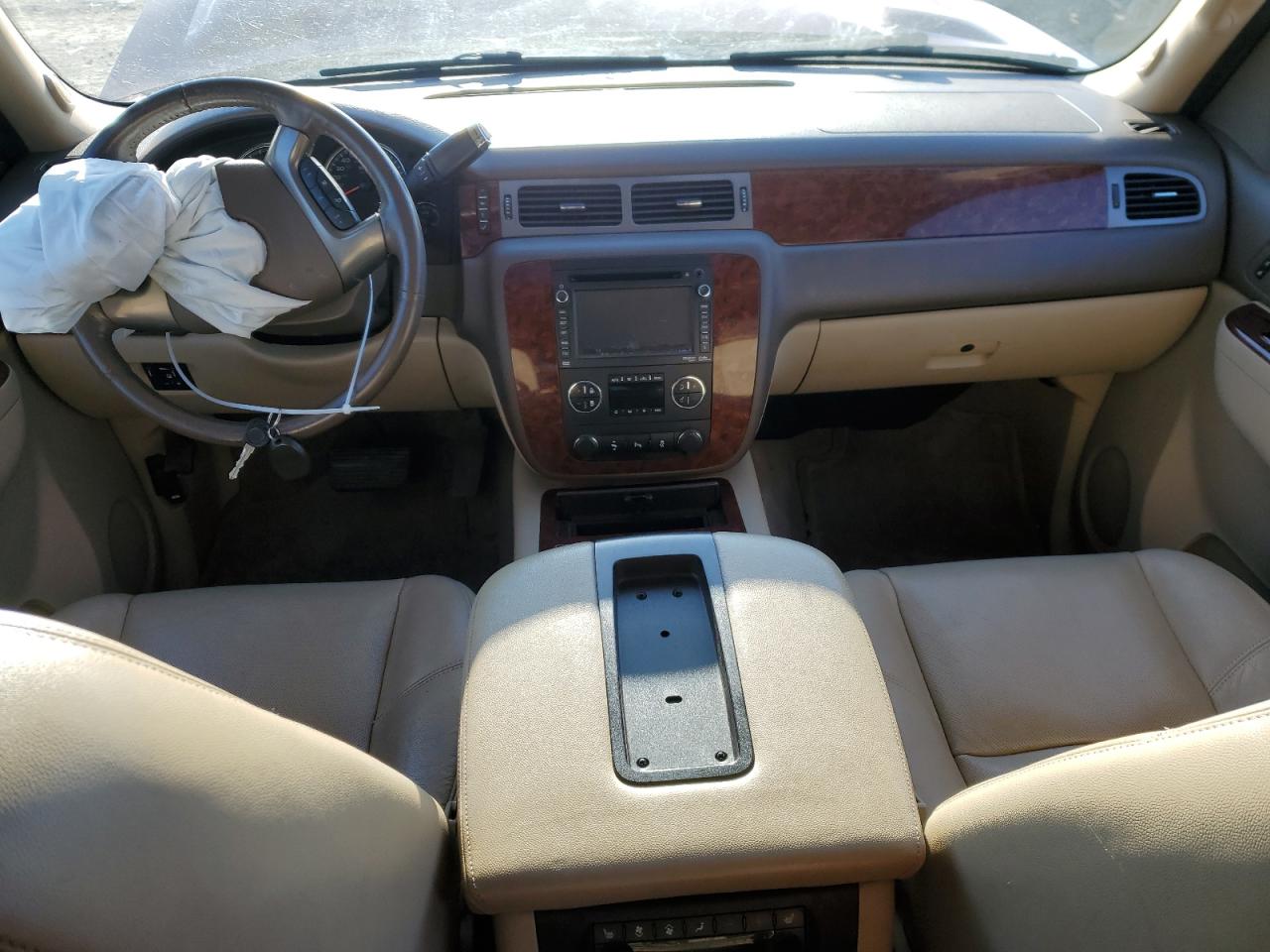 2013 Chevrolet Tahoe VIN 1GNSKCE00DR105434 Copart auction photo, front end damage thumbnail 8
