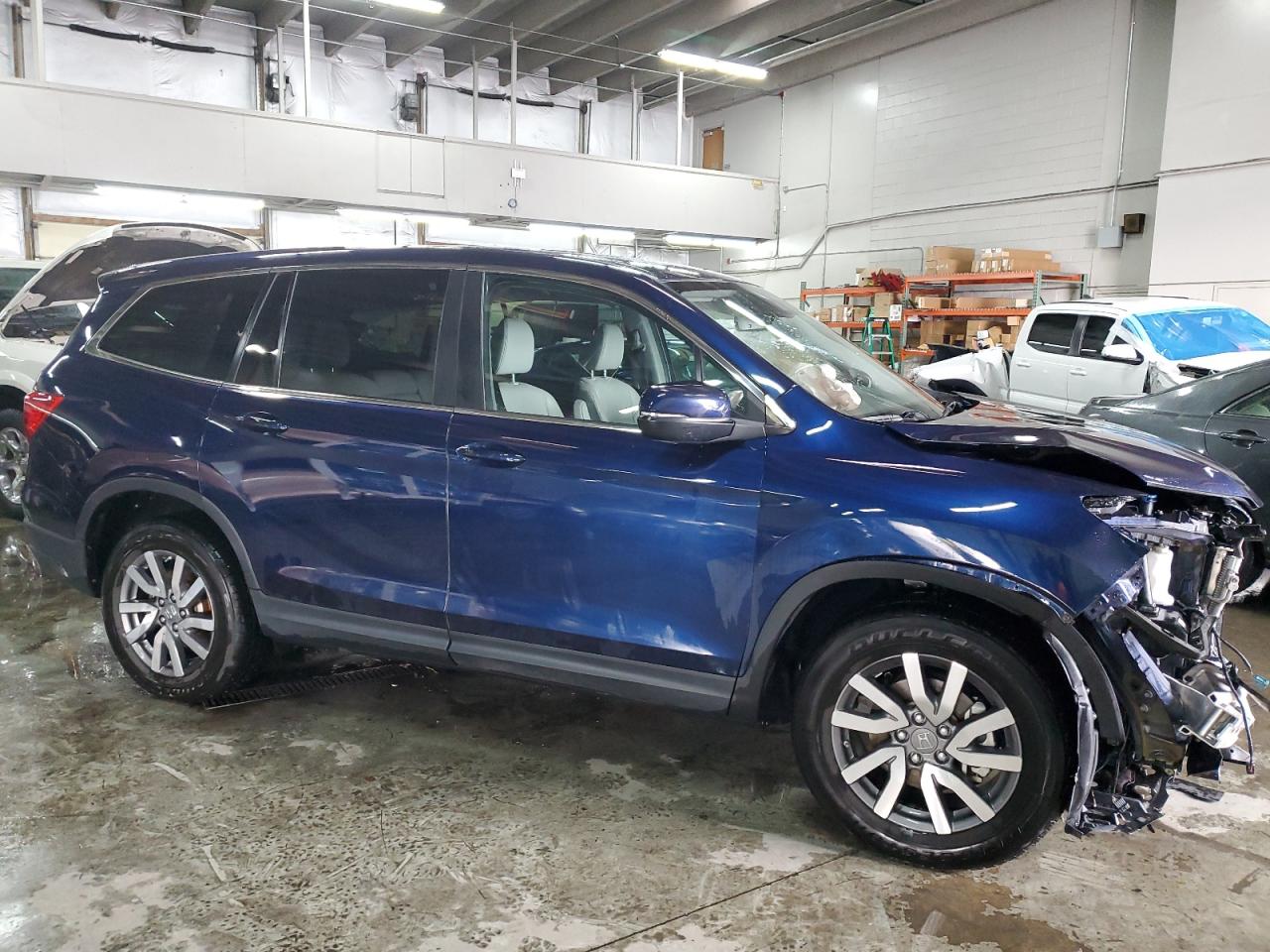 2019 Honda Pilot VIN 5FNYF6H52KB035874 Copart auction photo, front end damage thumbnail 4