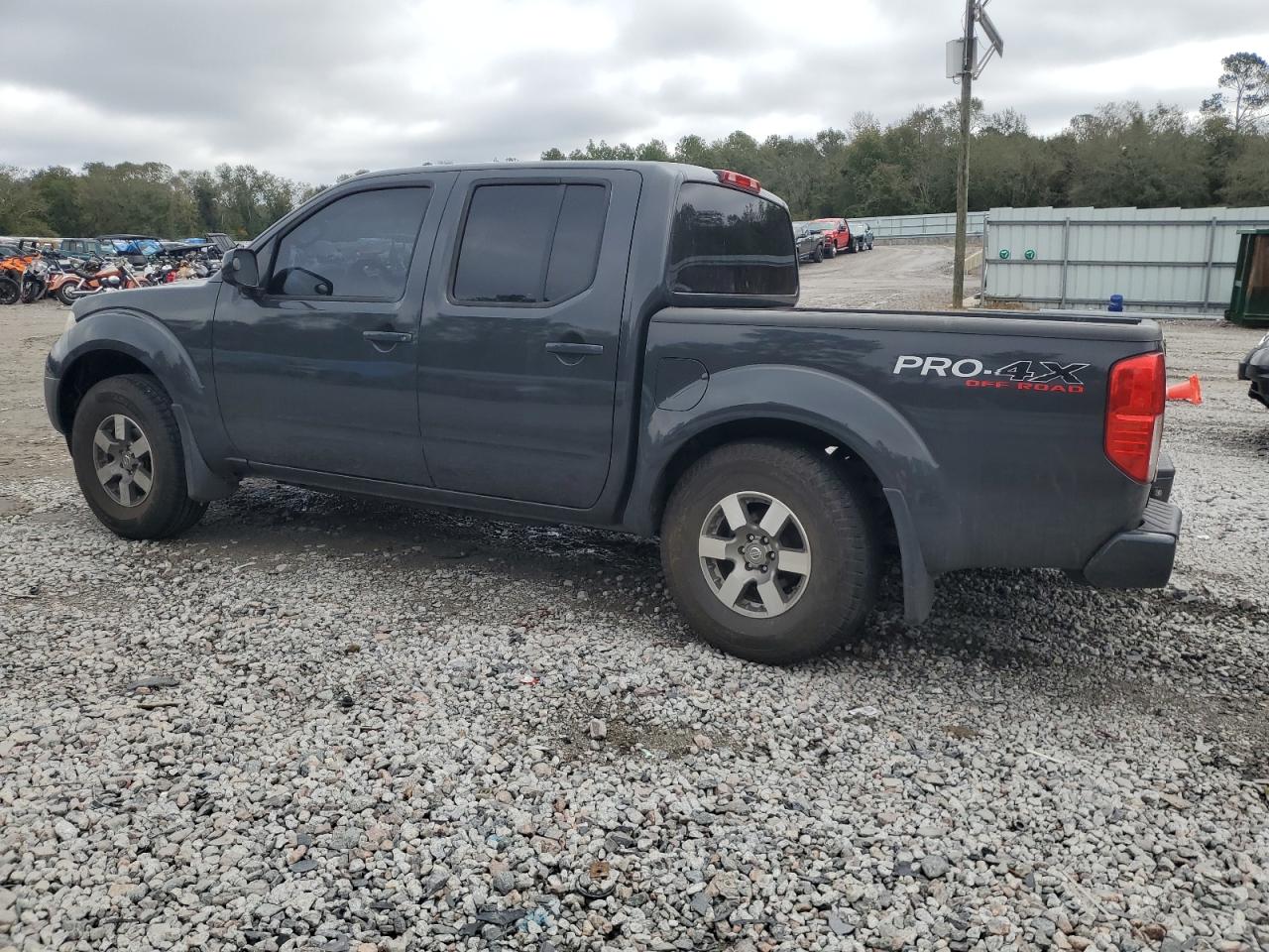 2012 Nissan Navara (Frontier) VIN 1N6AD0EV5CC478508 Copart auction photo, side / front end damage thumbnail 2