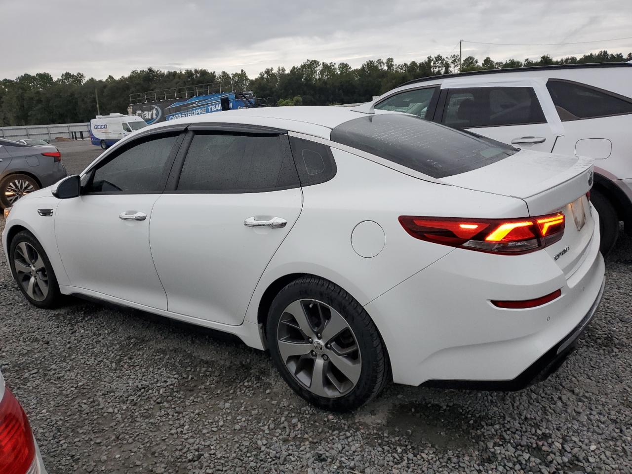2019 KIA Optima VIN 5XXGT4L3XKG362325 Copart auction photo, water/flood damage thumbnail 2