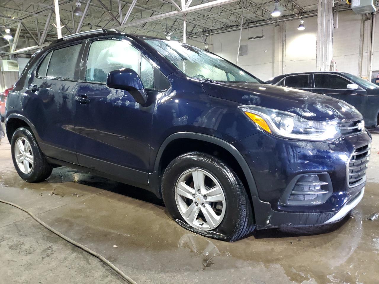 2021 Chevrolet Trax VIN KL7CJPSB6MB315796 Copart auction photo, side / front end damage thumbnail 4