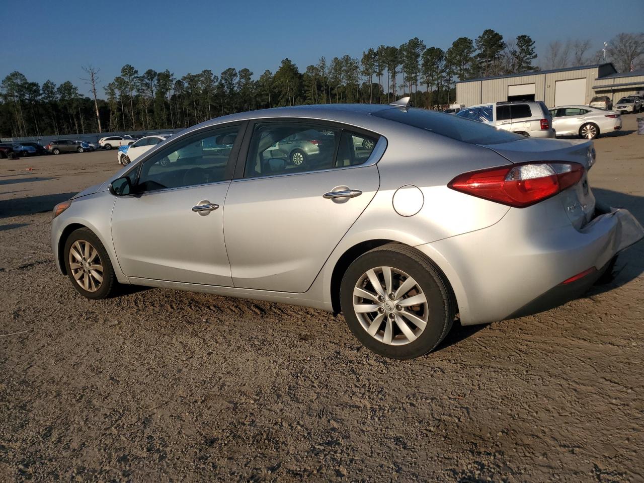 2014 KIA Forte VIN KNAFX4A87E5052752 Copart auction photo, rear end damage thumbnail 2