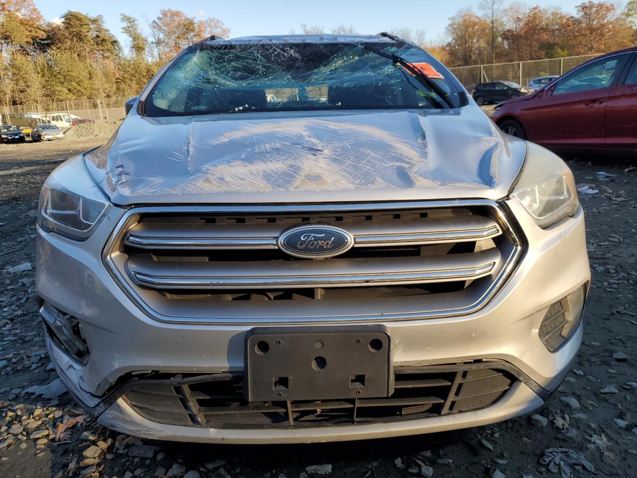 2017 Ford Escape VIN 1FMCU0JD8HUE12346 Copart auction photo, rollover / undercarriage damage thumbnail 5