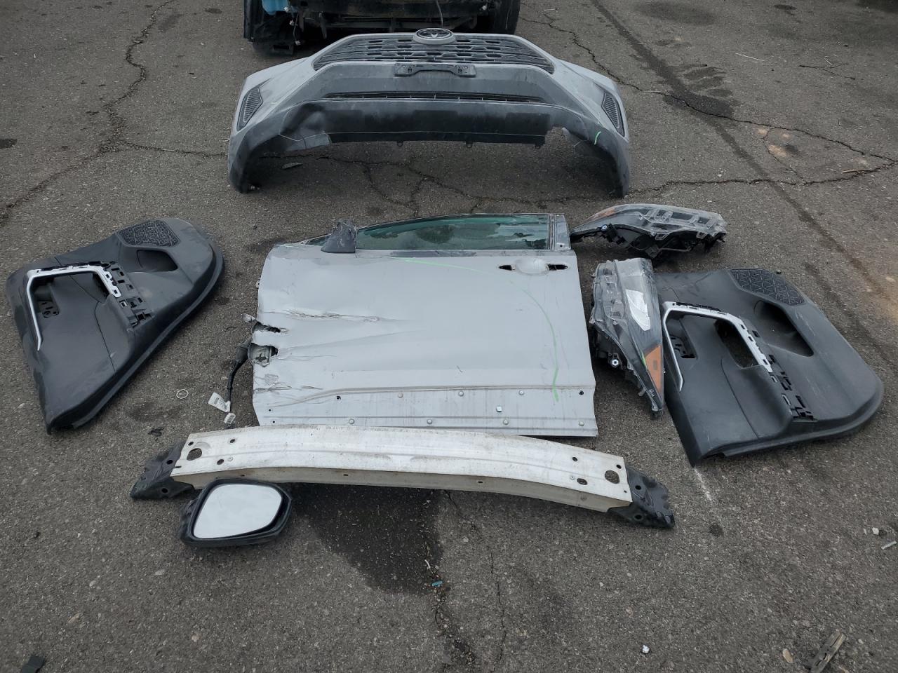 2020 Toyota RAV 4 VIN 2T3F1RFV0LC132238 Copart auction photo, all over damage thumbnail 13