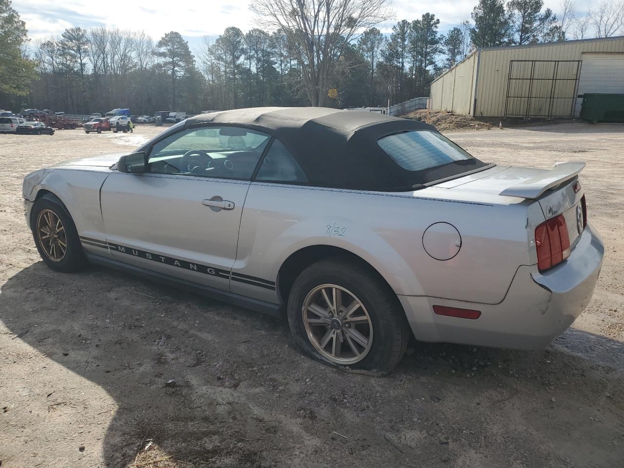 2005 Ford Mustang VIN 1ZVFT84N155253034 Copart auction photo, front end / side damage thumbnail 2