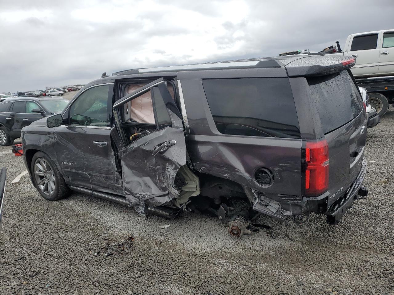 2017 Chevrolet Tahoe VIN 1GNSKCKC8HR282690 Copart auction photo, all over damage thumbnail 2