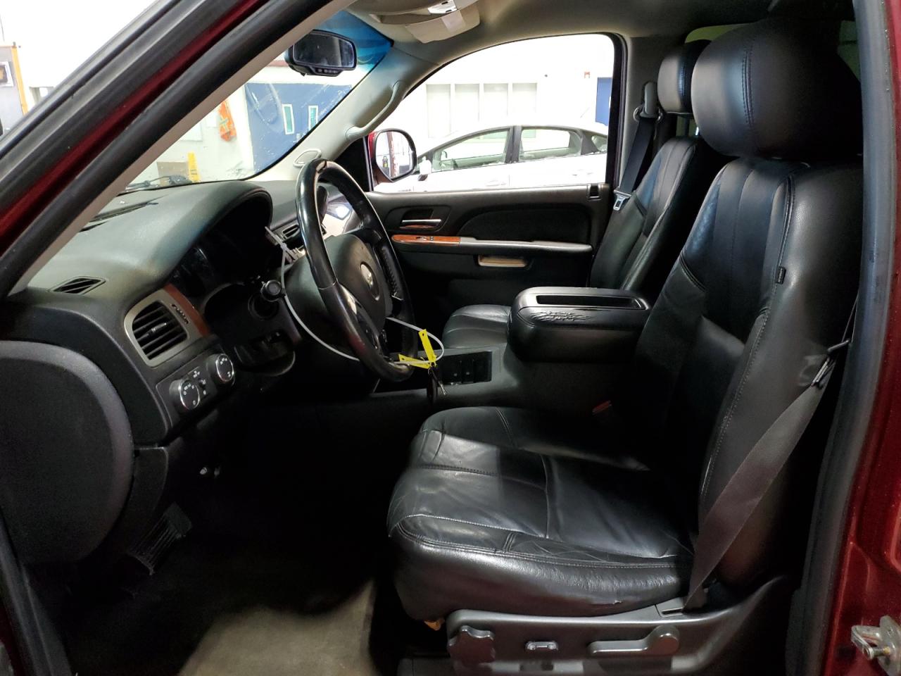 2011 Chevrolet Tahoe VIN 1GNSKBE0XBR211560 Copart auction photo, rear end damage thumbnail 7