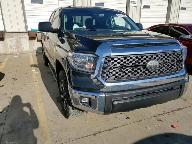 2018 Toyota Tundra VIN 5TFUW5F14JX686453 Copart auction photo, side damage thumbnail 10