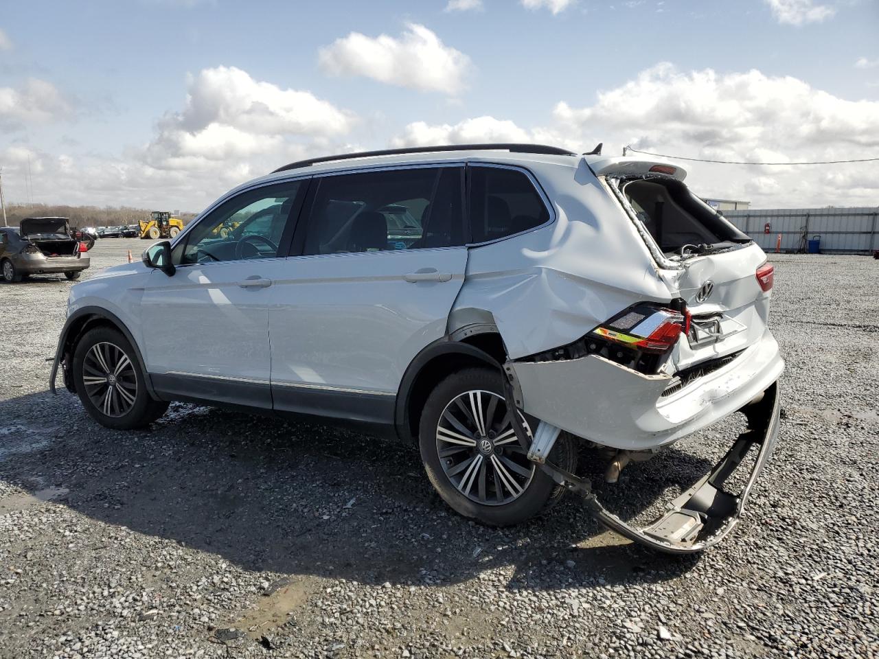 2018 Volkswagen Tiguan VIN 3VV3B7AXXJM024883 Copart auction photo, rear end / front end damage thumbnail 2