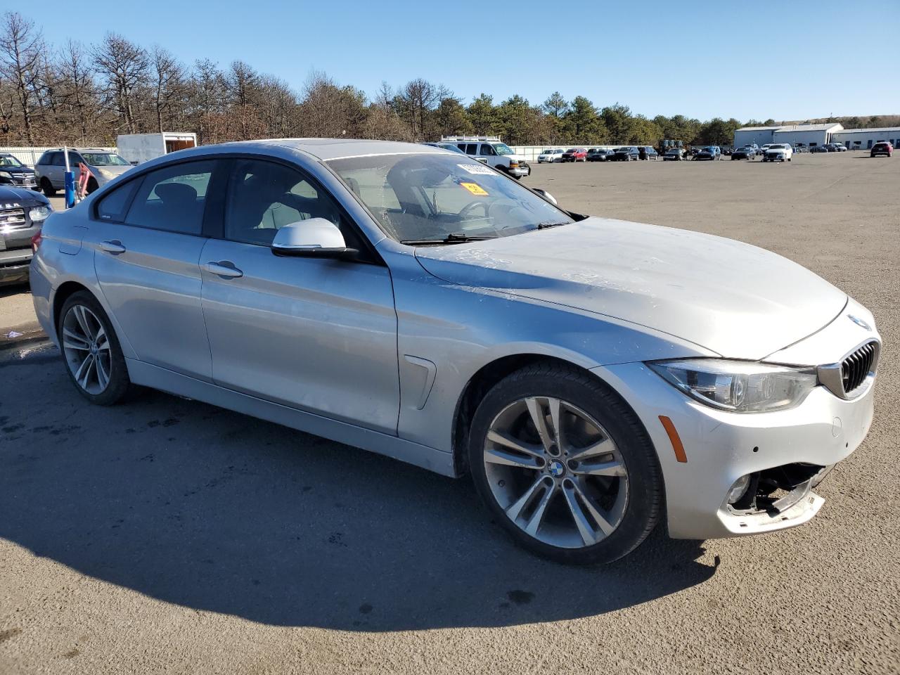 2018 BMW 4er VIN WBA4J3C56JBL03326 Copart auction photo, front end / minor dent/scratches damage thumbnail 4