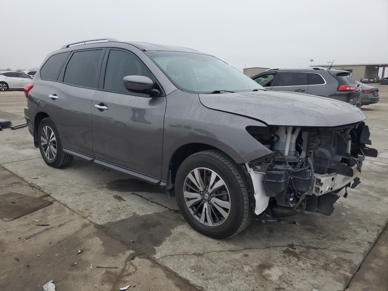 2017 Nissan Pathfinder VIN 5N1DR2MN4HC676319 Copart auction photo, front end damage thumbnail 4