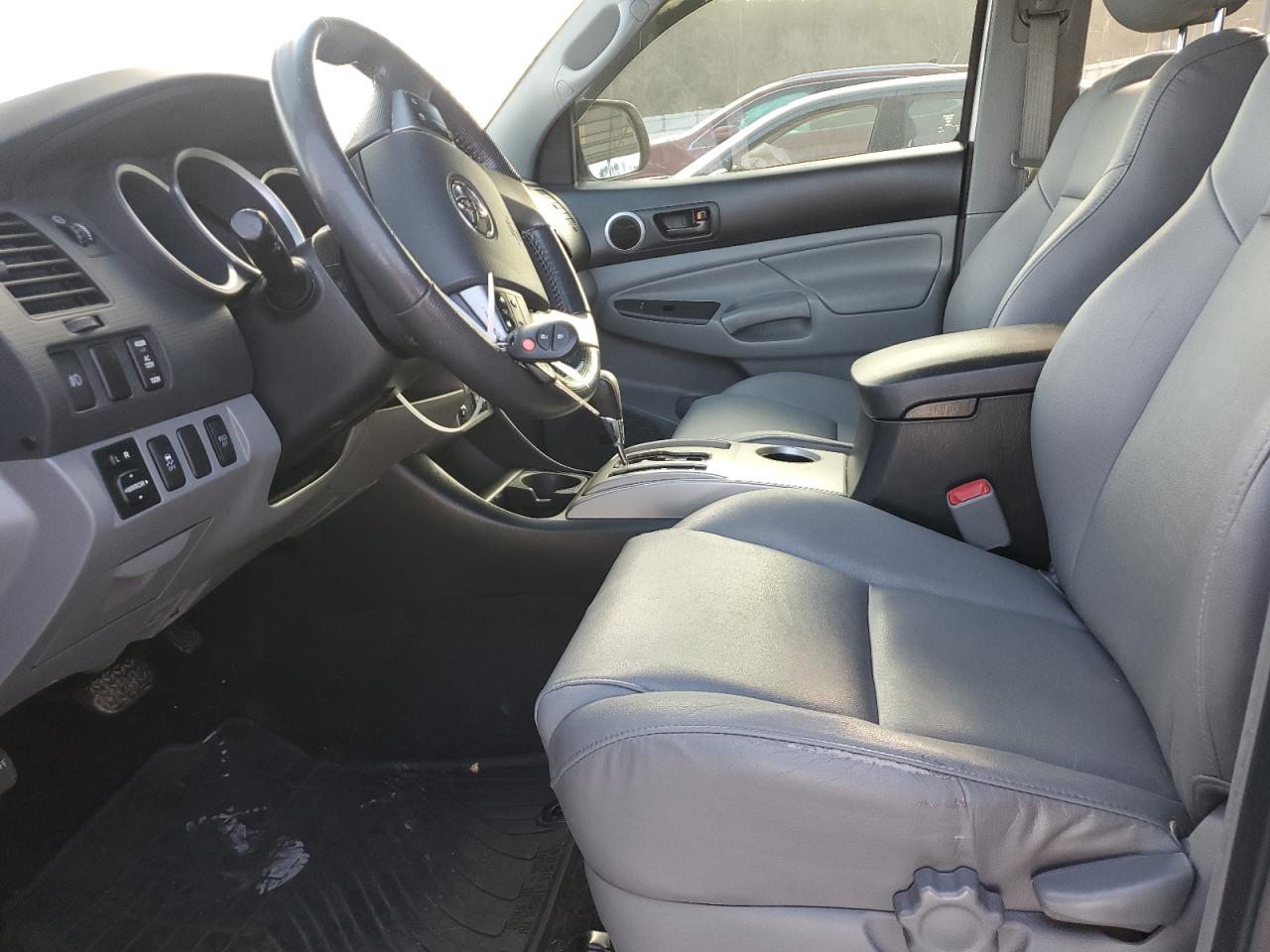 2013 Toyota Tacoma VIN 3TMLU4EN7DM117932 Copart auction photo, front end damage thumbnail 7