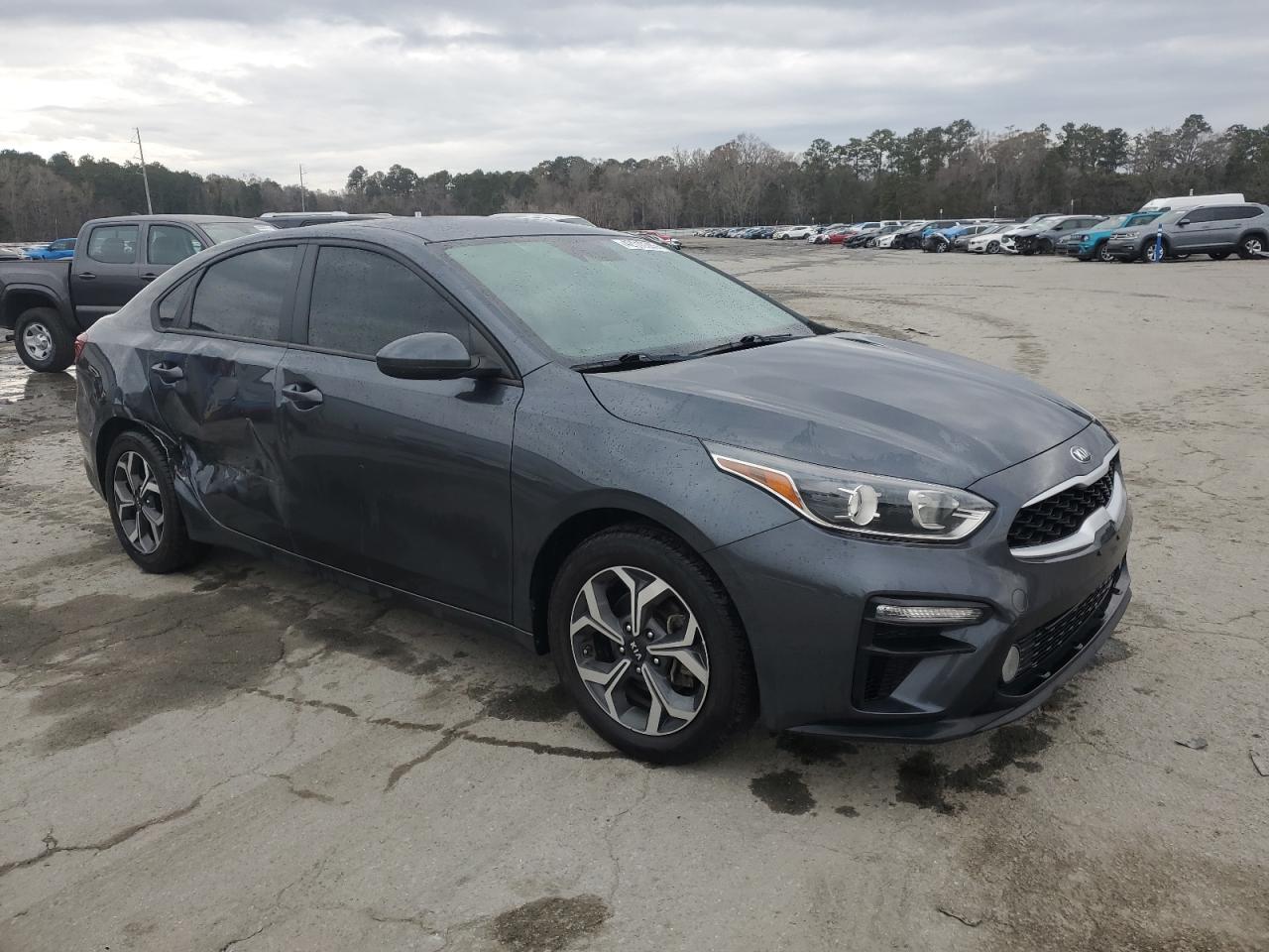 2021 KIA Forte VIN 3KPF24AD7ME273592 Copart auction photo, side damage thumbnail 4