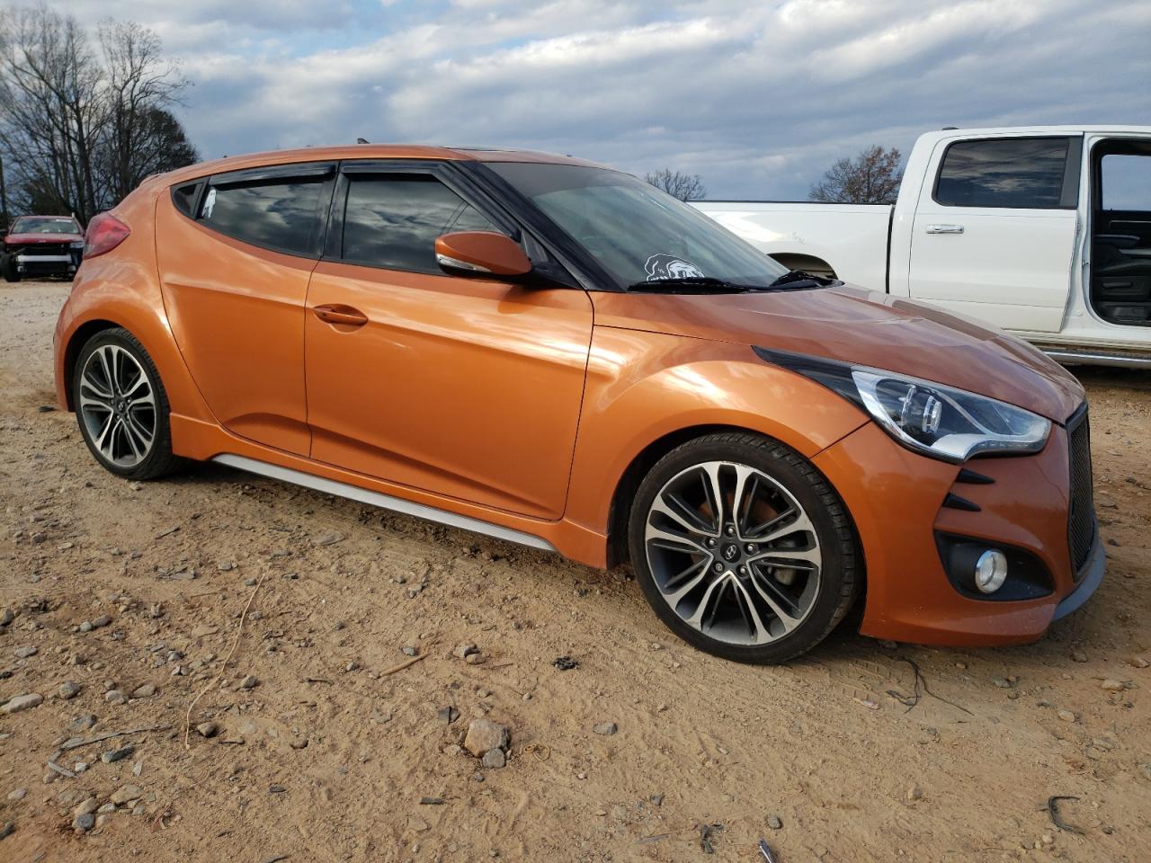 2016 Hyundai Veloster VIN KMHTC6AE8GU303916 Copart auction photo, all over damage thumbnail 4