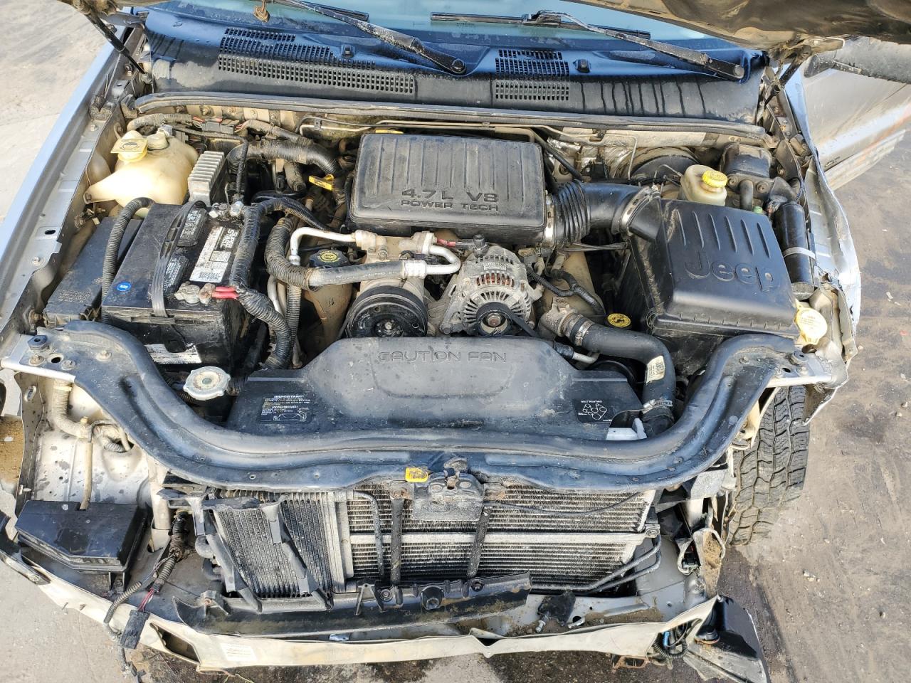 2001 Jeep Grand Cherokee VIN 1J4GW58N11C559321 Copart auction photo, front end damage thumbnail 13
