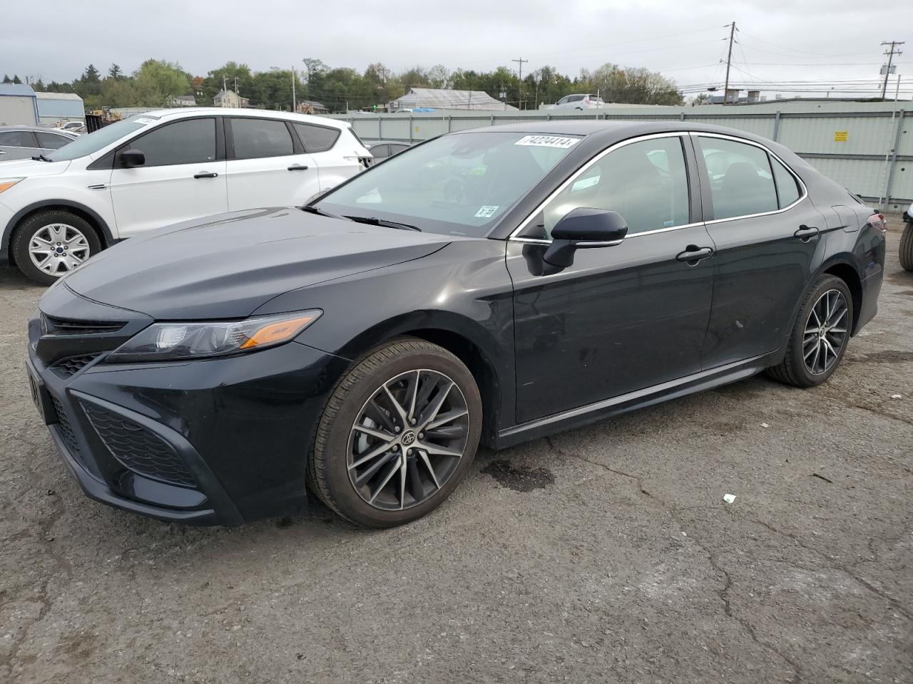 2022 Toyota Camry VIN 4T1G11BK1NU069484