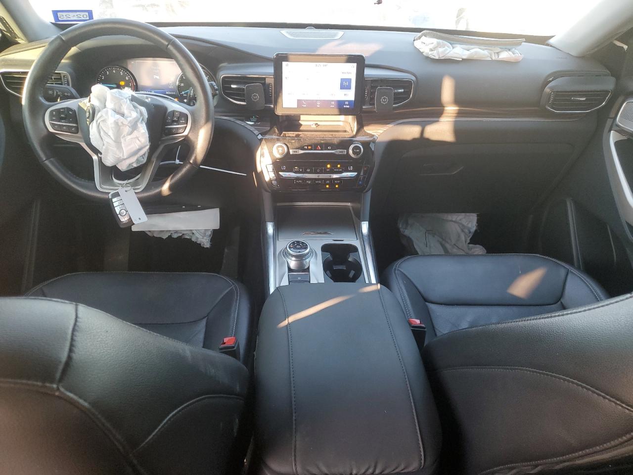 2021 Ford Explorer VIN 1FMSK7FH7MGB20590 Copart auction photo, all over damage thumbnail 8