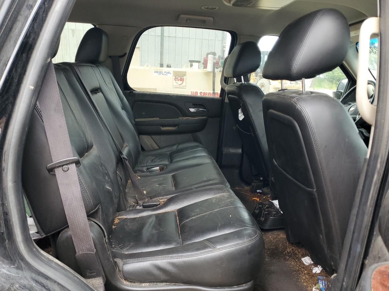 2011 Chevrolet Tahoe VIN 1GNSKBE08BR307901 Copart auction photo, front end / rear end damage thumbnail 12