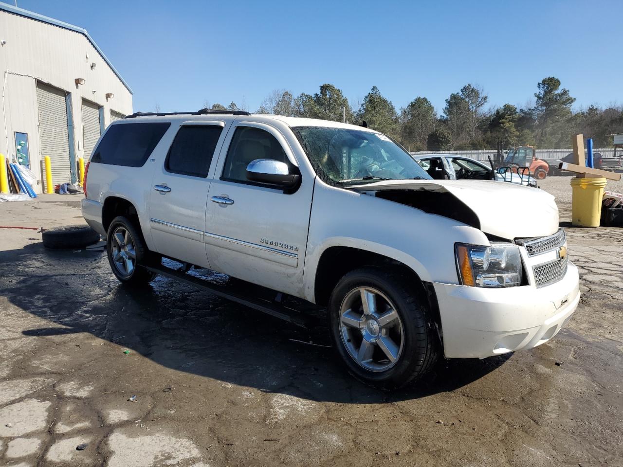 2012 Chevrolet Suburban VIN 1GNSCKE03CR244351 Copart auction photo, front end / side damage thumbnail 4