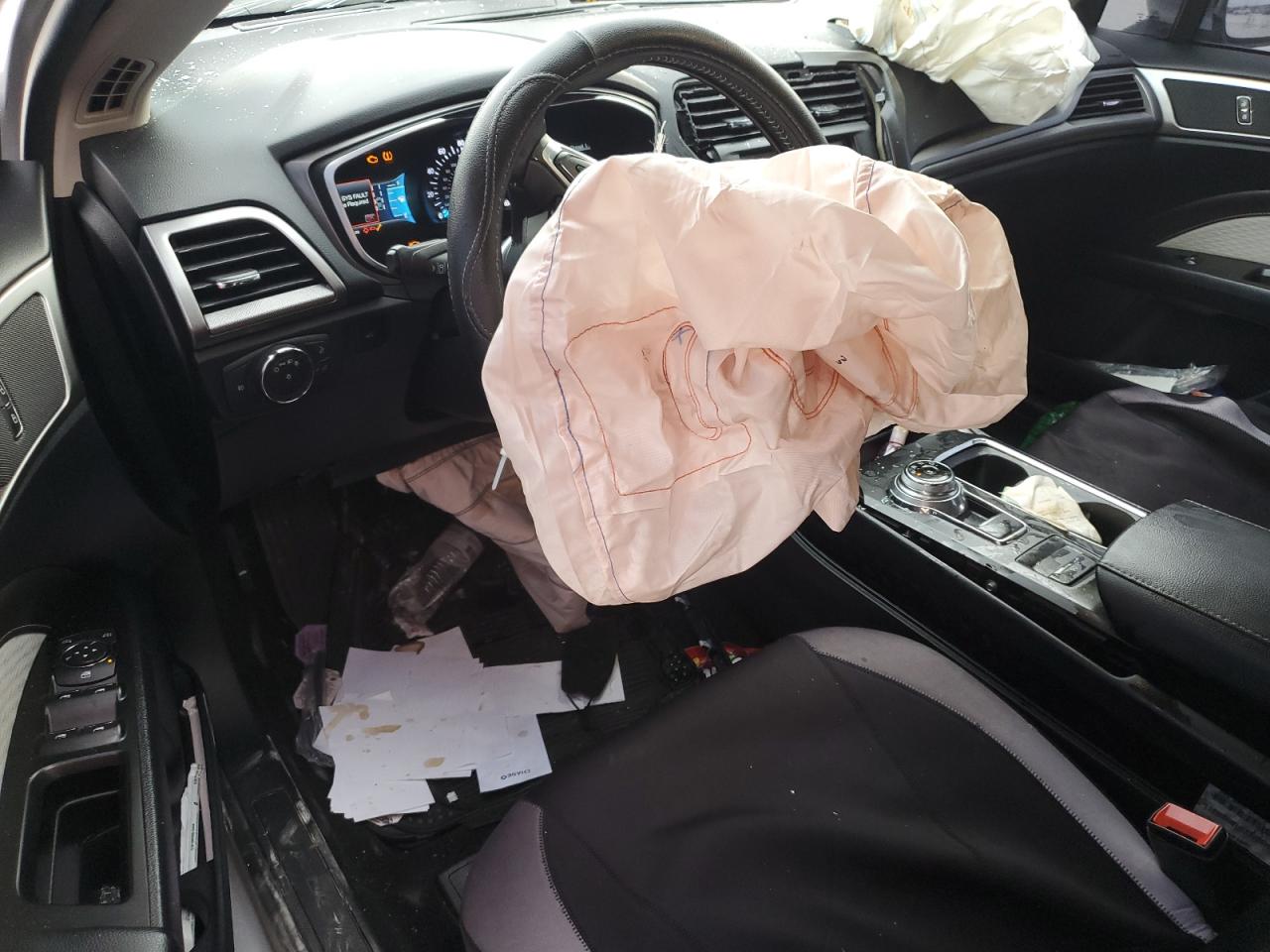 2019 Ford Fusion VIN 3FA6P0HD4KR198815 Copart auction photo, front end / side damage thumbnail 8