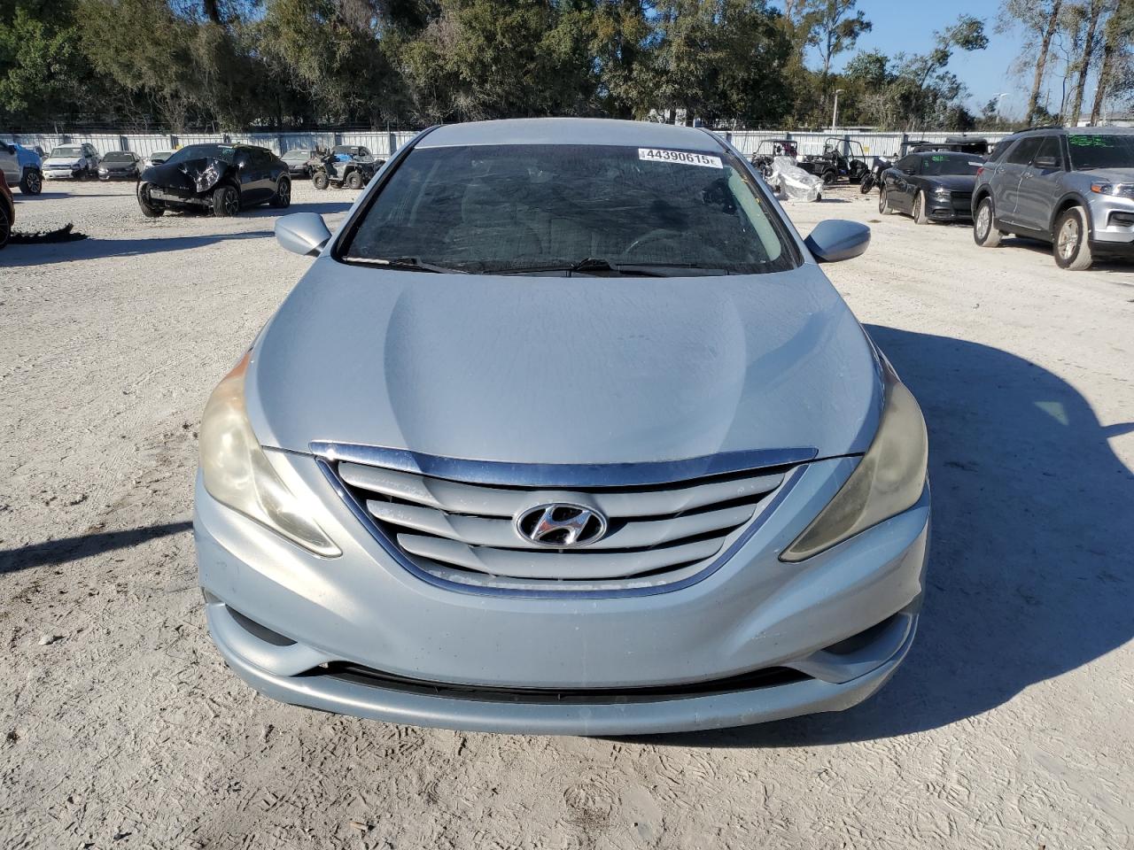 2011 Hyundai Sonata VIN 5NPEB4AC8BH094702 Copart auction photo, rear end / minor dent/scratches damage thumbnail 5