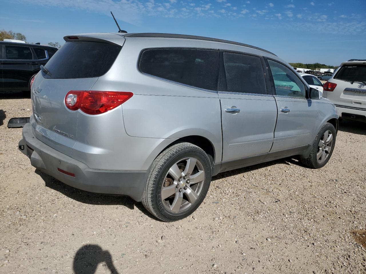 2012 Chevrolet Traverse VIN 1GNKRGED8CJ377538 Copart auction photo, front end damage thumbnail 3